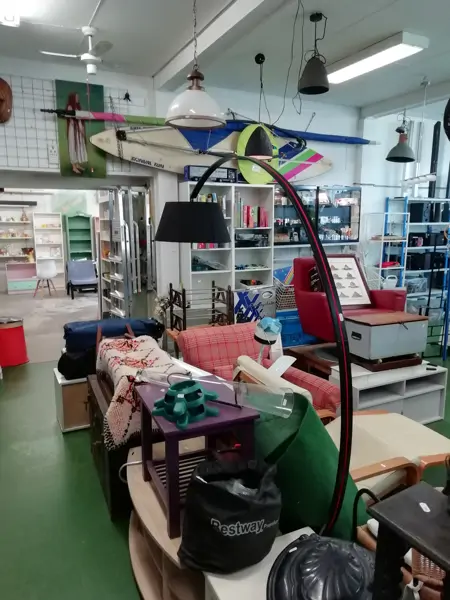 Kringloopwinkel Huizen (5/7)