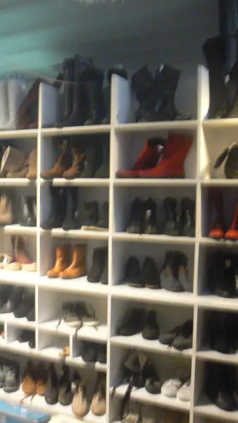 Kringloopwinkel In&Uit Arnhem (8/9)