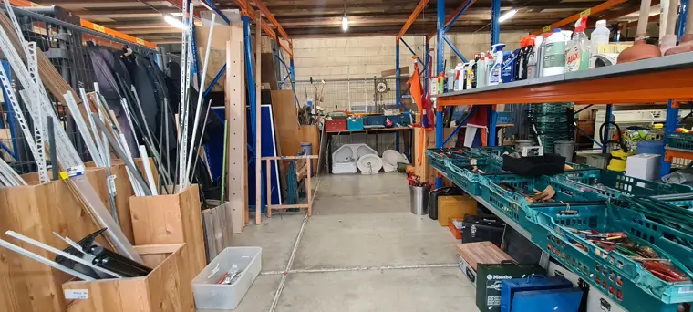 Kringloopwinkel Leiderdorp (3/24)