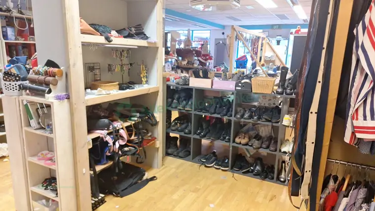 Kringloopwinkel Nieuw Geluk - Ermelo (5/7)