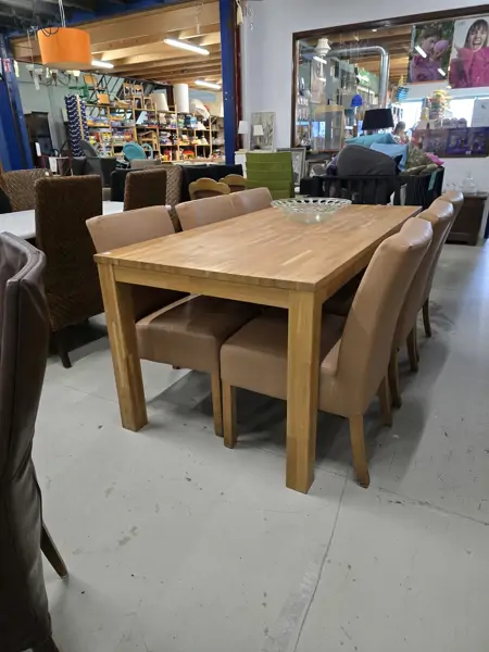 Kringloopwinkel Re-Use - Oisterwijk (17/24)