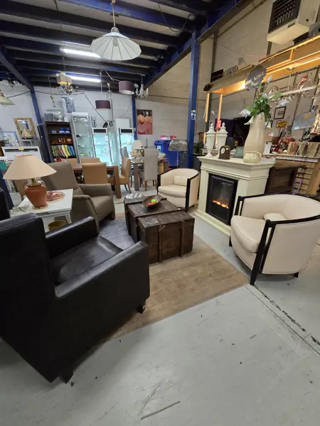 Kringloopwinkel Re-Use - Oisterwijk (13/24)