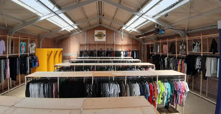 Kringloopwinkel Twice - Hippolytushoef (2/5)