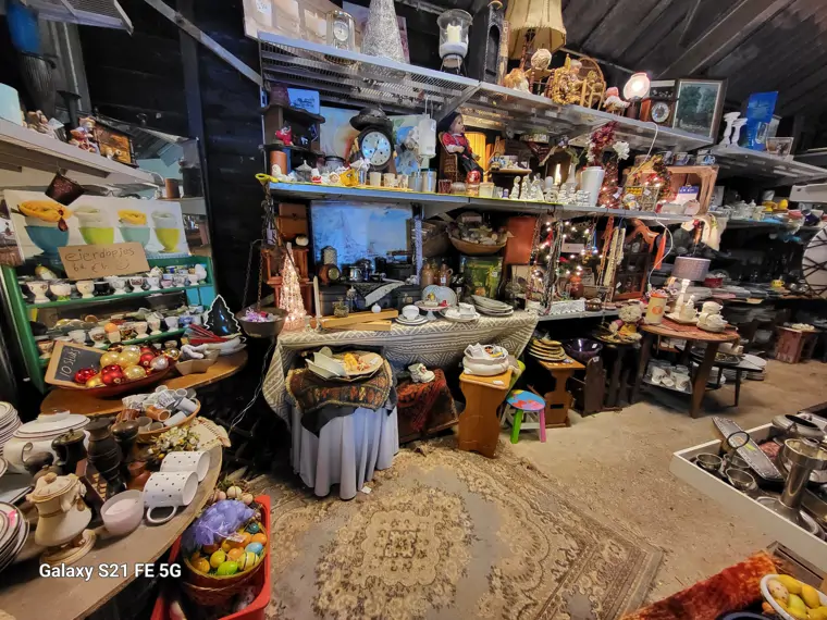 Kringloopwinkel/Boekenmarkt De Spuikom - Kamperland (12/24)