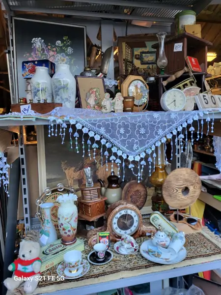 Kringloopwinkel/Boekenmarkt De Spuikom - Kamperland (11/24)