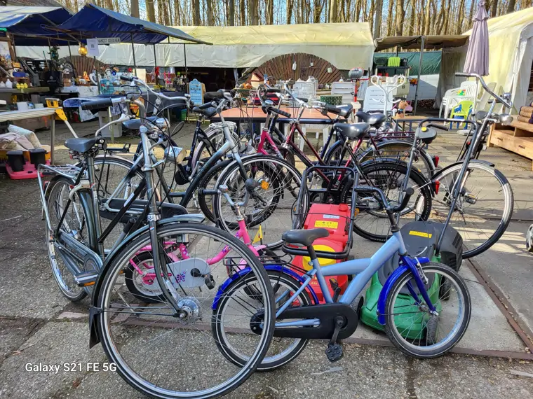 Kringloopwinkel/Boekenmarkt De Spuikom - Kamperland (13/24)