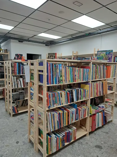 Kringwinkel Berchem (2/6)