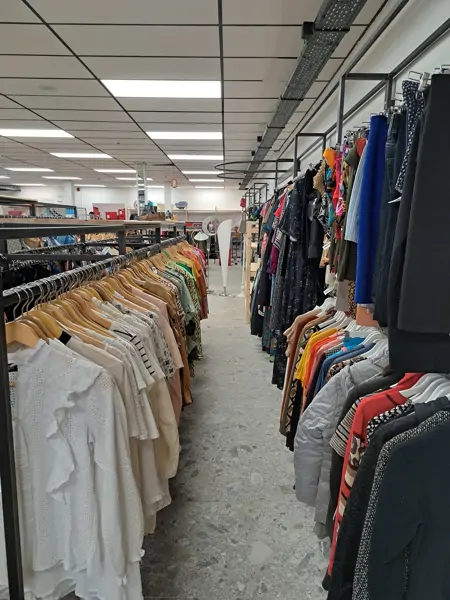 Kringwinkel Berchem (4/6)