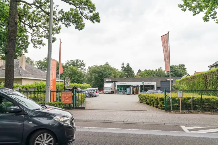 Kringwinkel Brasschaat (2/14)