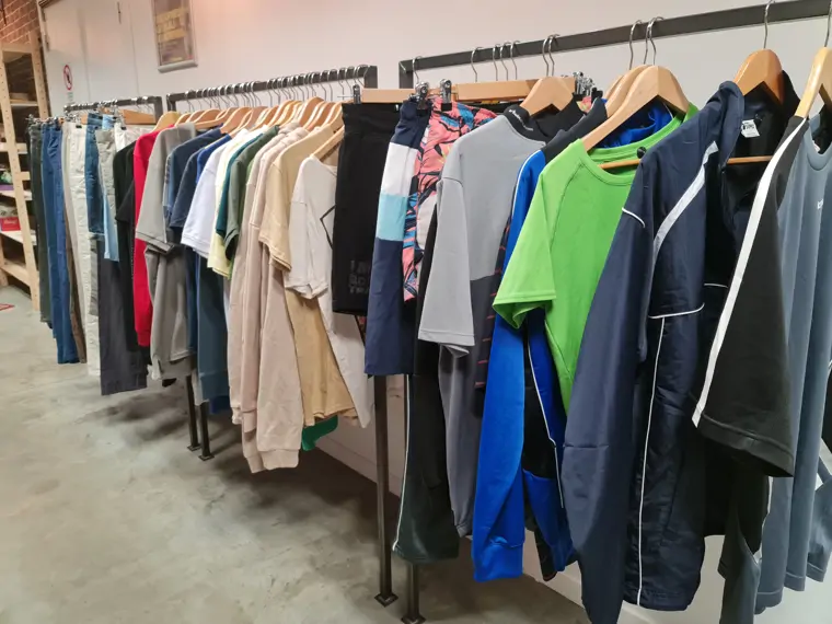 Kringwinkel Meir - Antwerpen (7/11) Kringwinkel Meir - Antwerpen (7/11)