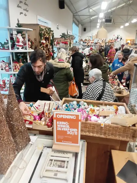 Kringwinkel 't Rad Beernem (8/24)