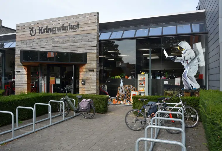 Kringwinkel Wijnegem (3/4)