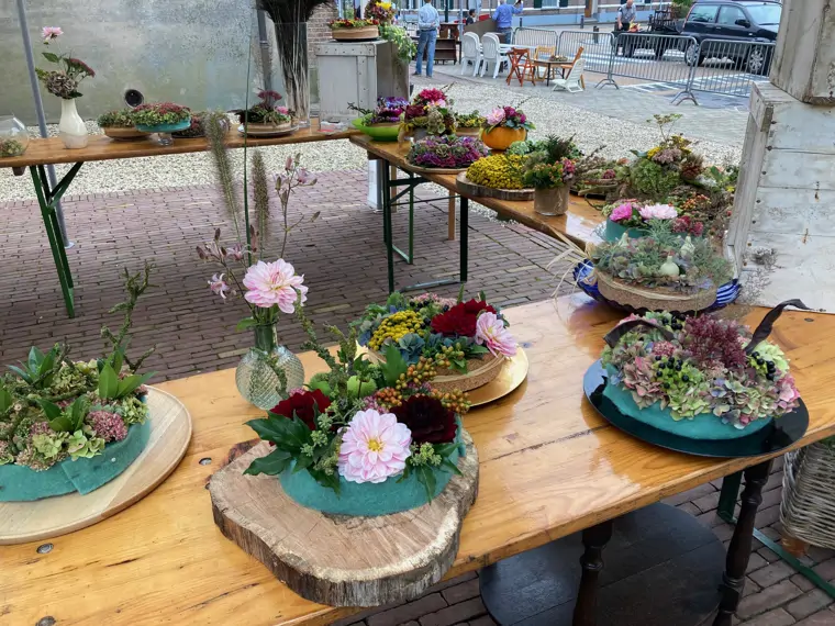Laornse Spullenmarkt - Laren (Gelderland) (2/2)