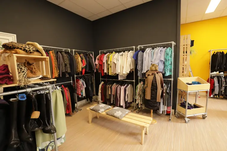 Leger des Heils Second Hand Shop - Amsterdam (2/6)