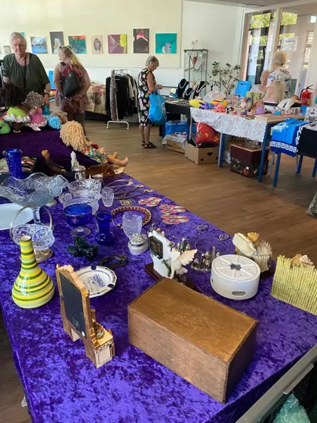 Rommelmarkt in de Meeuw