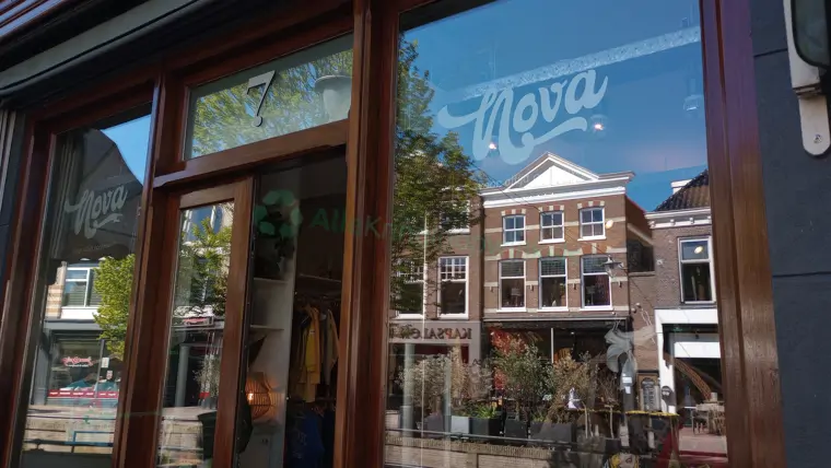 Nova - Sneek (4/4)