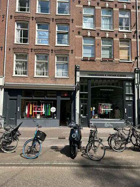 ReShare Store Amsterdam (3/6)