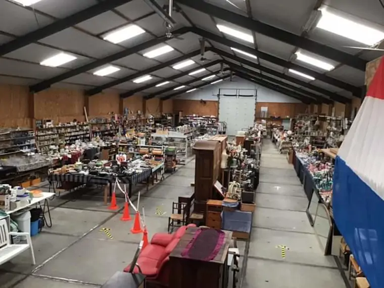 Rommelmarkt Hervormde Gemeente Strijen