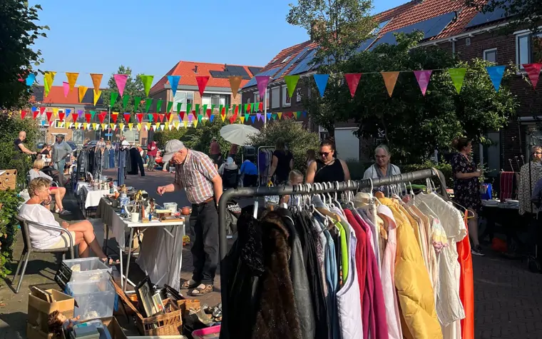 Rommelmarkt Johan de Wittstraat (Dieze) - Zwolle (2/2)