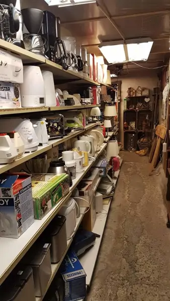 Rommelmarktschuur Langerak (4/7)
