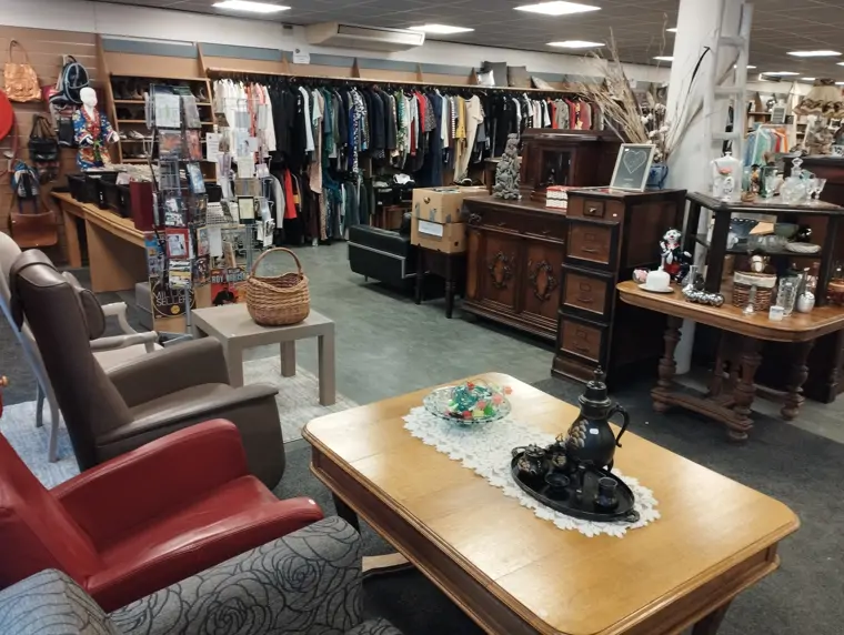 Secondhandshop Best (22/22)