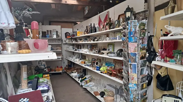 Snuffel Schuur De Posthoorn - Den Hoorn (2/4)