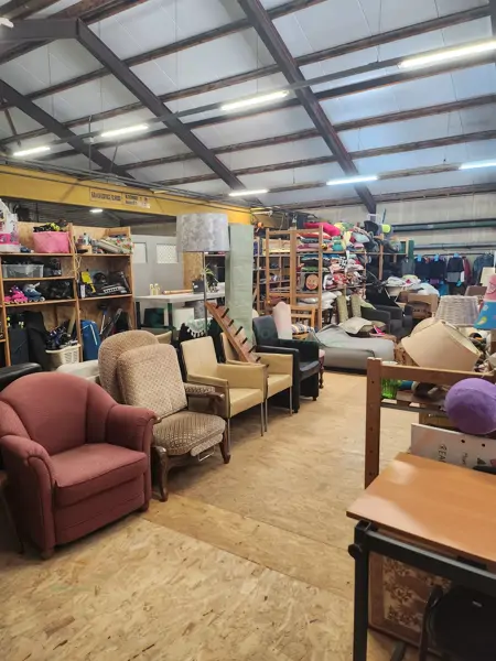 TeJou Kringloopwinkel en Dagbesteding - Bitgum (4/16)