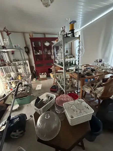 Tineke's Brocante - Damwoude (11/24)