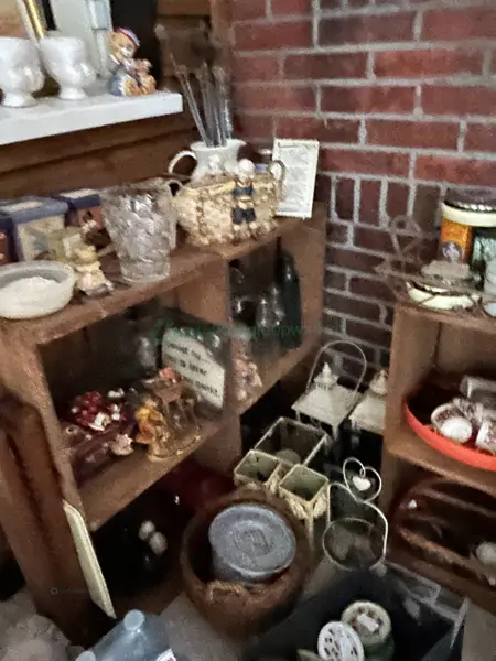 Tineke's Brocante - Damwoude (7/24)
